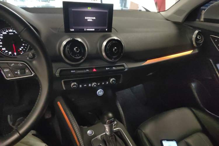 Used Audi Q2L 2022 35 TFSI Fashionable and Elegant Model Audio And AC Panel