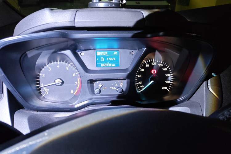 Used Ford Tourneo Custom 2020 2.0T Automatic Elite Edition China VI Standard
