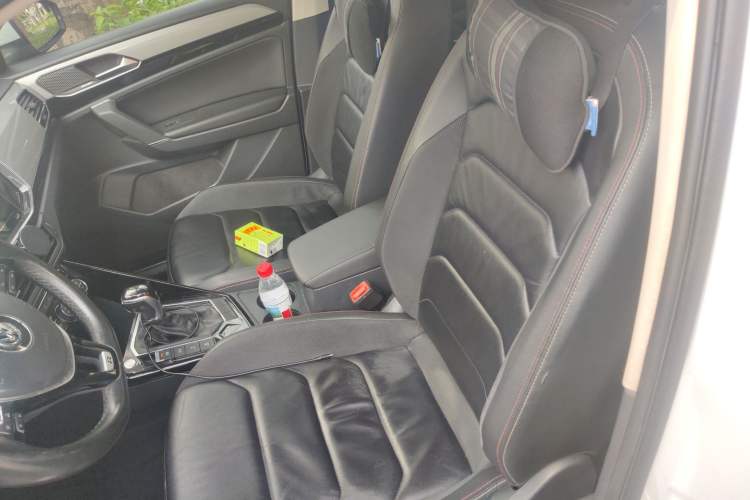 Used Volkswagen Tayron 2019 330TSI Two-Wheel Drive Luxury Model China VI Standard Left Front Seat