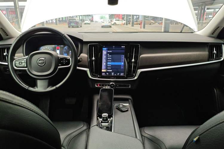 Used Volvo V90 2019 Cross Country T5 AWD Smart Range Version China V Standard
