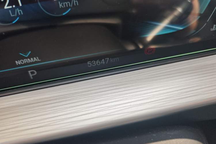 Used EXEED Zhuifeng 2021 Versailles Edition 1.6T DCT StarRui Version Odometer Close Up