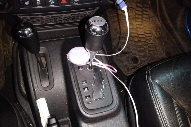 Used Jeep Wrangler 2015 3.0L Sahara Four-Door Comfort Edition Gear Lever