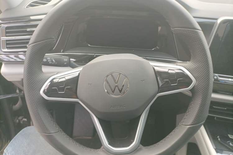 Used Volkswagen Teramont 2024 380TSI Four-Wheel Drive Longxiang Edition
