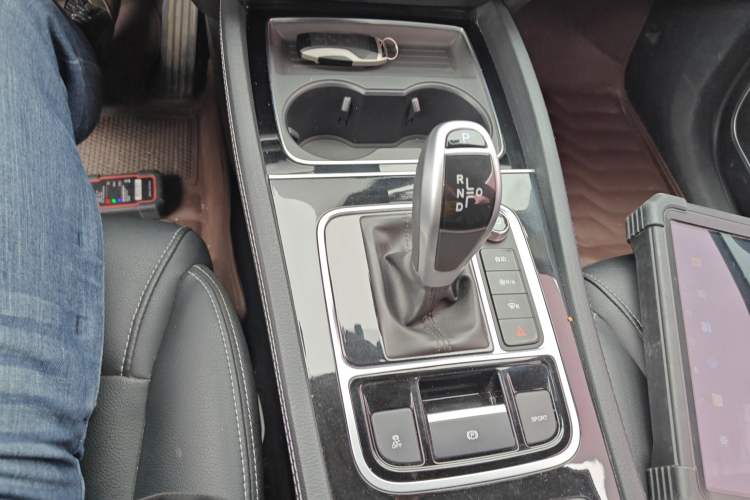 Used BYD Song MAX 2021 Upgraded Model 1.5T Automatic Luxury 6-Seater
