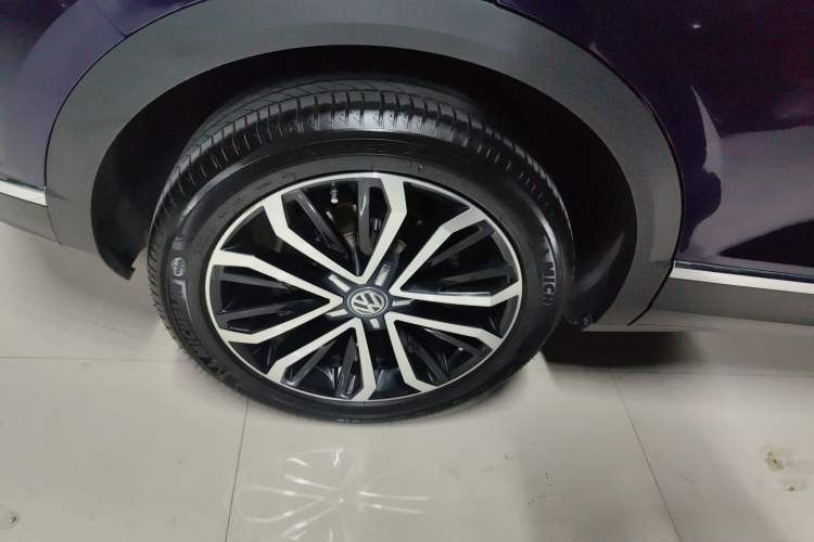 Used Volkswagen T-ROC 2019 280TSI DSG Two-Wheel Drive Comfort Version China VI Standard
