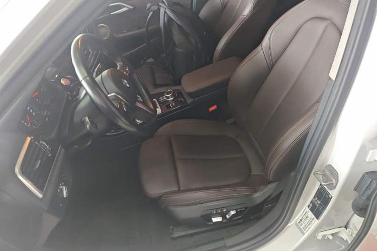 Used BMW 1 Series 2021 120i M Sport Night Edition Left Front Seat