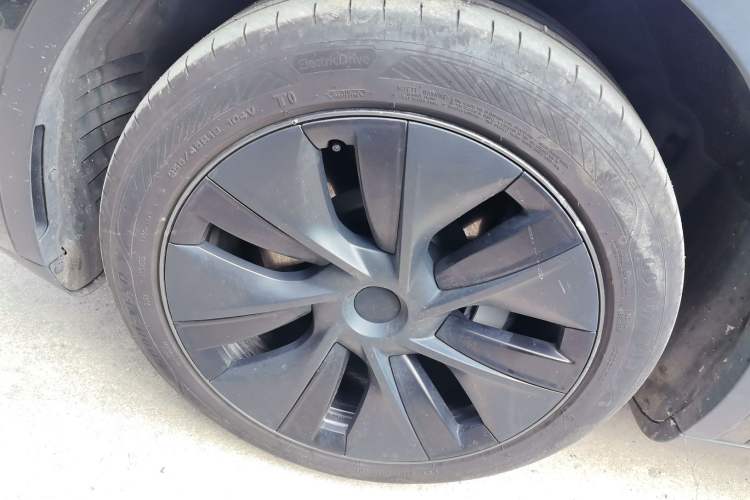 Used Tesla Model Y 2023 Rear-Wheel-Drive Version