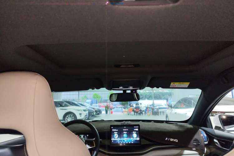 Used BYD Qin PLUS 2021 DM-i 55KM Flagship Model Headliner