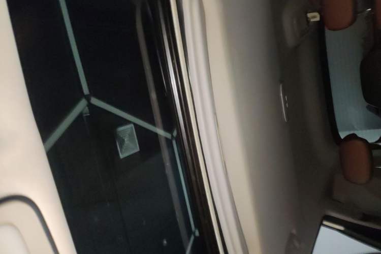 Used Geely Auto Vision X6 2020 1.4T CVT Luxury Edition Headliner