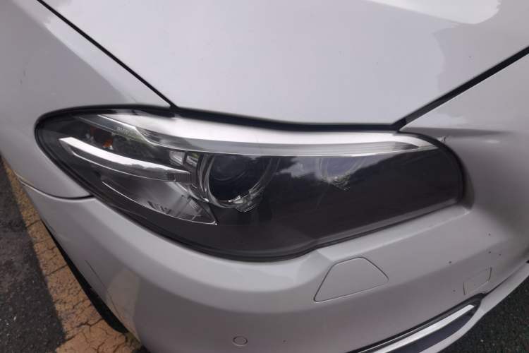 Used BMW 5 Series 2014 525Li Luxury Design Package
