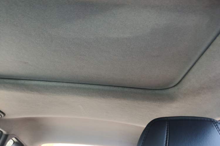 Used Hyundai Verna Ray 2014 1.4L Automatic GLX
