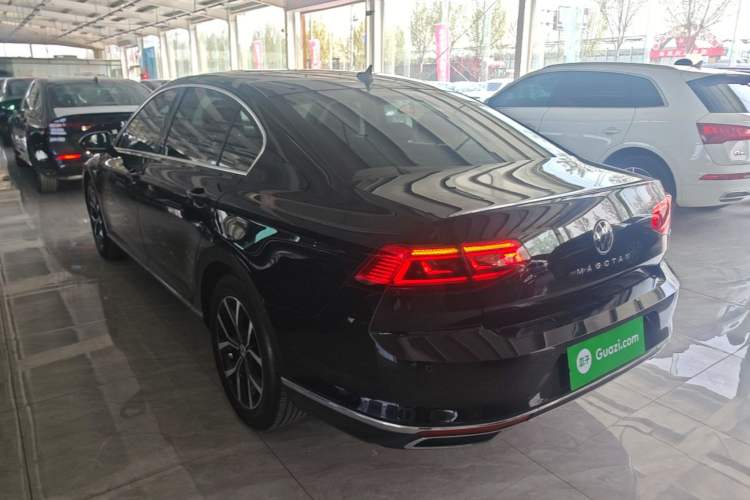 Used Volkswagen Magotan 2020 280TSI DSG Comfort Edition Exterior 2