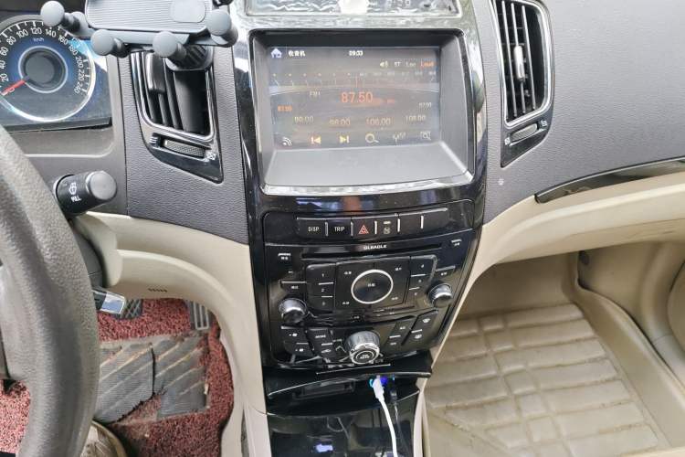 Used Geely Auto GC7 2013 1.5L Manual Luxury Model