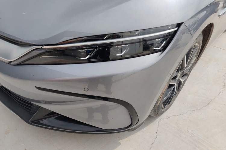 Used BYD Han 2024 EV Glory Edition 610 km All-Wheel Drive "Tian Shen Zhi Jia" Intelligent Driving Model
