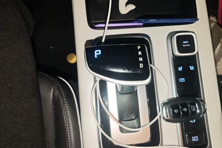 Used Hyundai ix35 2023 Musso 2.0L Deluxe Edition DLX Gear Lever