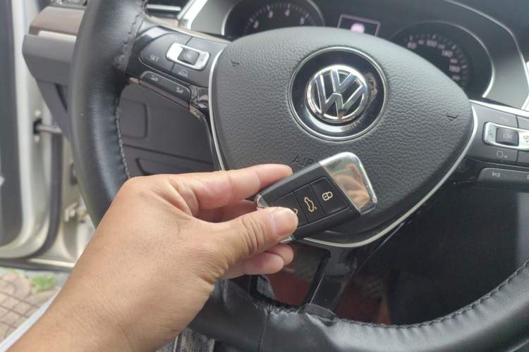 Used Volkswagen Magotan 2018 Facelift 380TSI DSG Luxury Version Vehicle Key