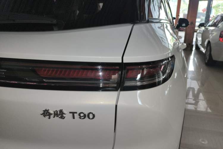 Used Bestune T90 2023 1.5T DCT Automatic Luxury Edition Right Rear Taillight