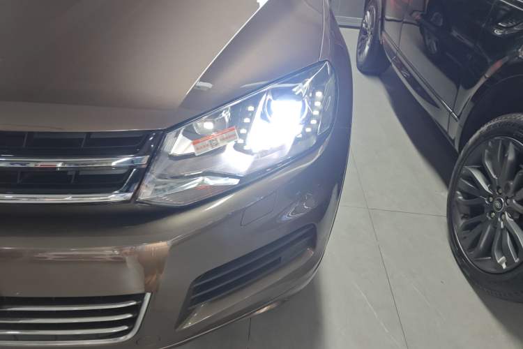 Used Volkswagen Touareg 2011 3.0 TSI Luxury Edition
