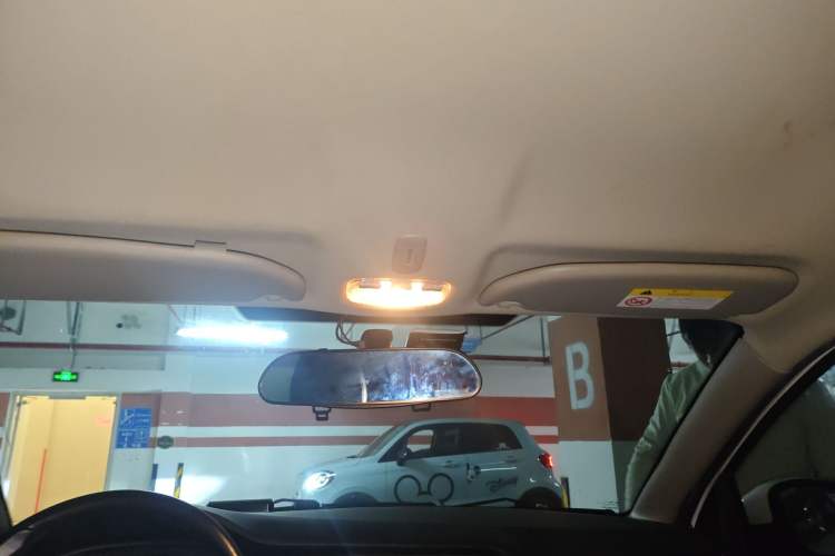 Used Citroen C3-XR 2015 1.6L Manual Pioneer Model Headliner