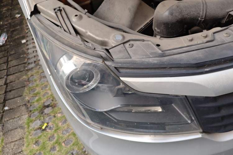 Used CHANGAN KAICHENG Ruixing M90 2017 2.0L Value Edition 6-Seater Hatchback 4G94S