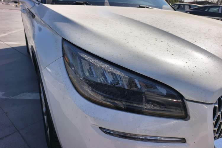 Used Lincoln Corsair 2021 2.0T Two-Wheel Drive Deluxe Edition Right Front Headlight