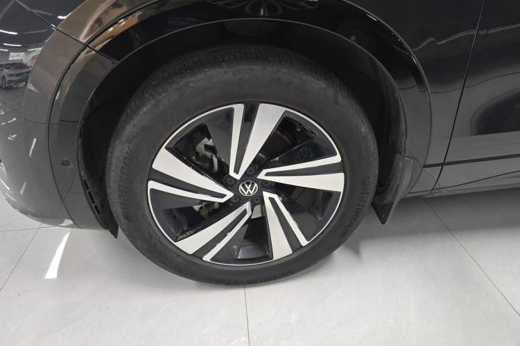 Used Volkswagen Tavendor 2024 380TSI All-Wheel-Drive R-Line Cruise Premium Edition Left Front Wheel Hub