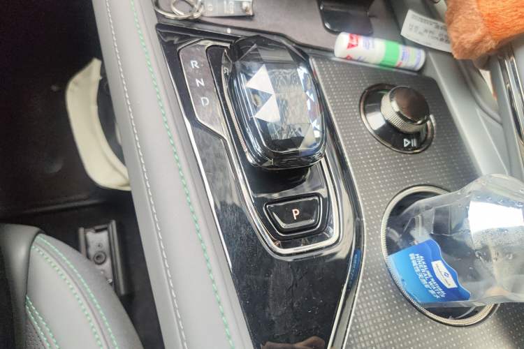 Used Zeekr 001 2023 WE Edition 100 kWh Gear Lever