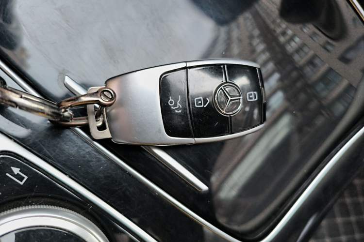 Used Mercedes-Benz E-Class 2016 E 200 L