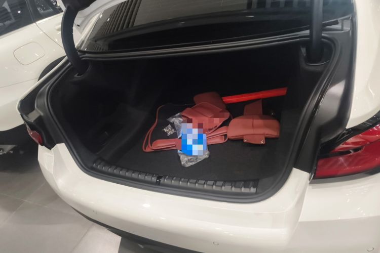 Used BMW 5 Series 2022 Restyled 525Li M Sport Package Trunk