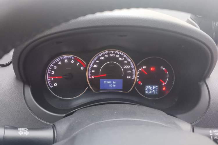 Used Renault Koleos 2012 2.5L Two-Wheel Drive Comfort Edition with Navigation
