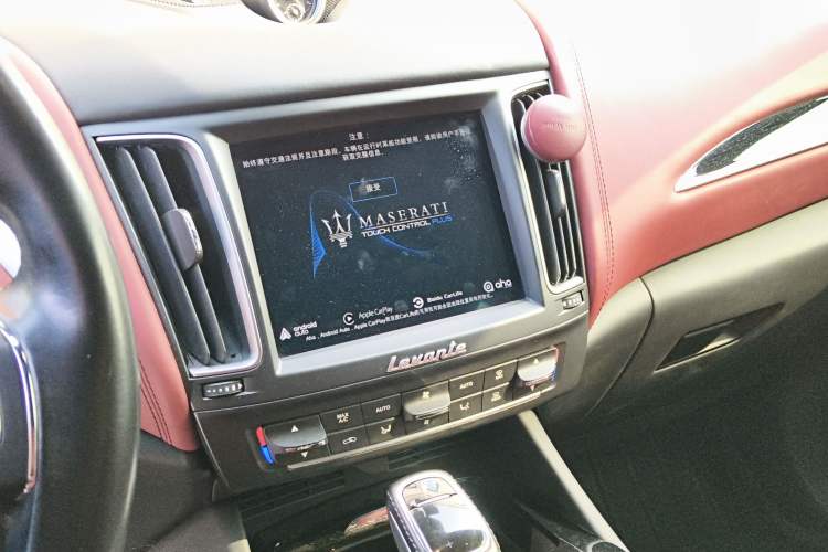 Used Maserati Levante 2019 3.0T Standard Version China VI Audio And AC Panel
