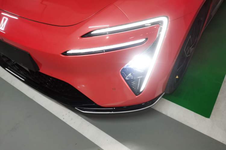 Used Avatr 06 2025 Pro Range-Extended Edition Left Front Headlight