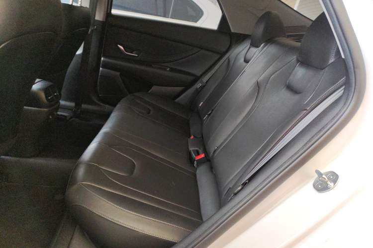 Used Hyundai Elantra 2023 1.5L CVT GLX Elite Edition