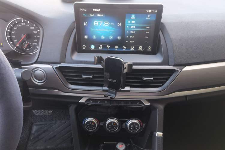 Used Haval H6 2021 Sport Edition 1.5T Automatic Elite Smart Connectivity Model U-Shape Grille Audio And AC Panel