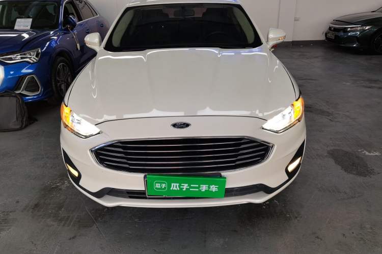 Used Ford Mondeo 2018 EcoBoost 180 Smart Control Fashion Model China VI Standard