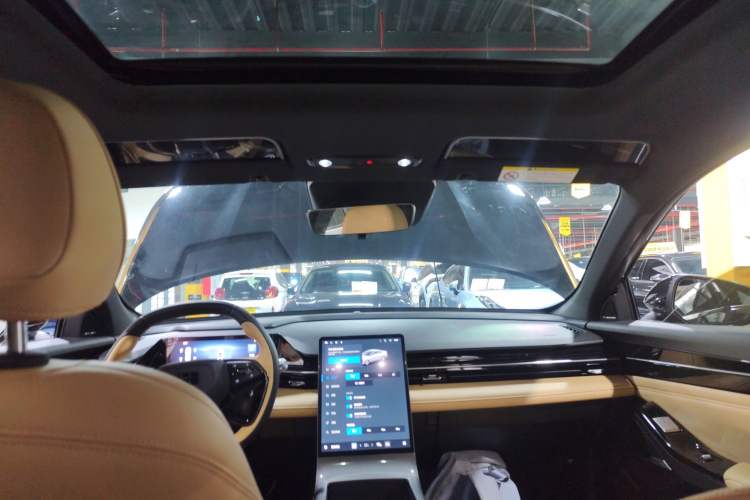 Used Geely Galaxy L6 2023 125km PLUS