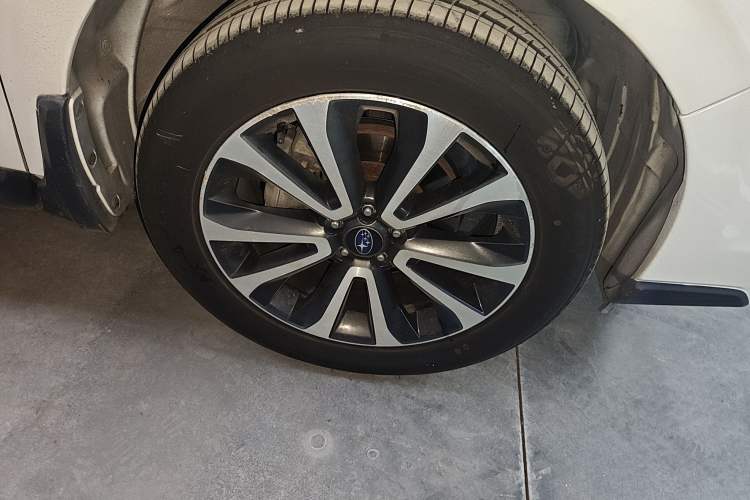 Used Subaru Forester 2016 2.5i Prestige Navigation Edition
