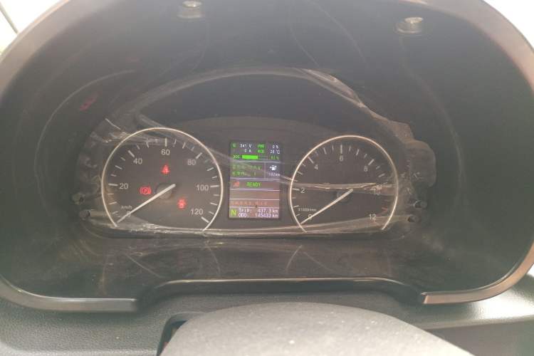 Used New Gonow Aoteng 2022 Pure Electric Van 41.93 kWh Hengtian Guoxuan Instrument Cluster