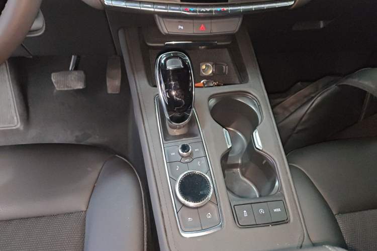 Used Cadillac XT4 2022 28T Two-Wheel Drive Fashion Edition