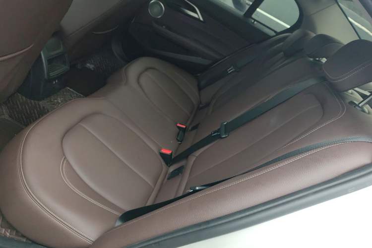 Used BMW 1 Series 2023 125i M Sport Night Edition Left Rear Seat
