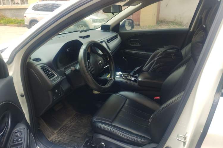 Used Everus VE-1 2022 TA Leading Edition