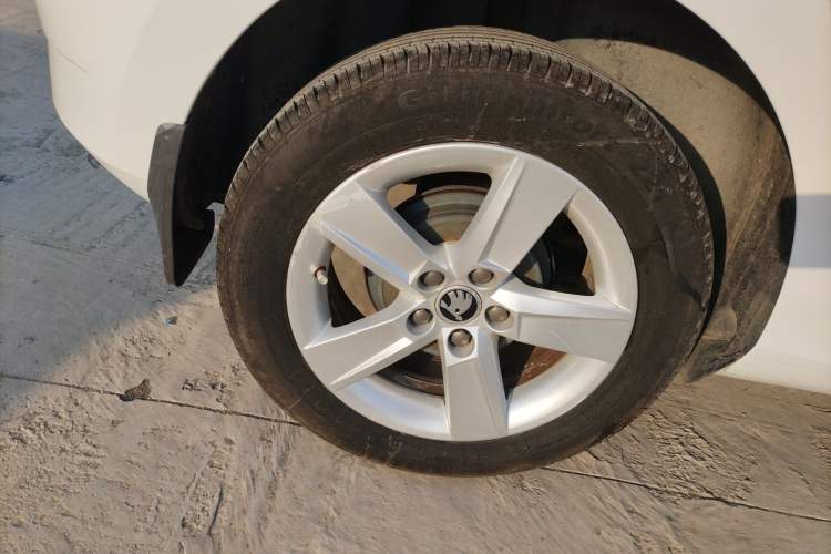 Used Skoda Fabia 2017 1.4L Automatic Car Enjoy Edition