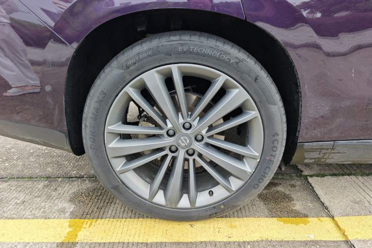 Used Leapmotor C16 2024 Range-Extended 200 Luxury Edition Right Rear Wheel Hub