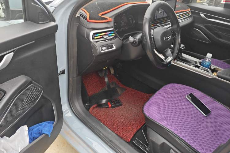 Used Geely Auto Emgrand 2023 4th Generation Champion Edition 1.5L CVT Prestige Model Driver Seat