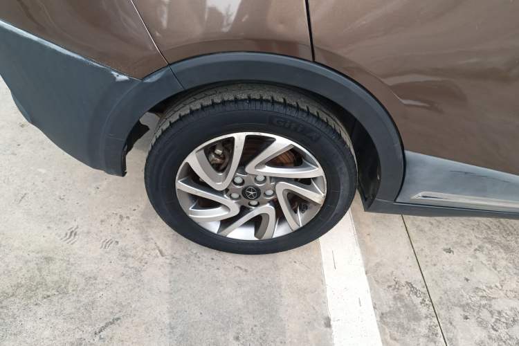 Used JAC Group Refine S3 2016 1.5L Manual Luxury Model Right Rear Wheel Hub