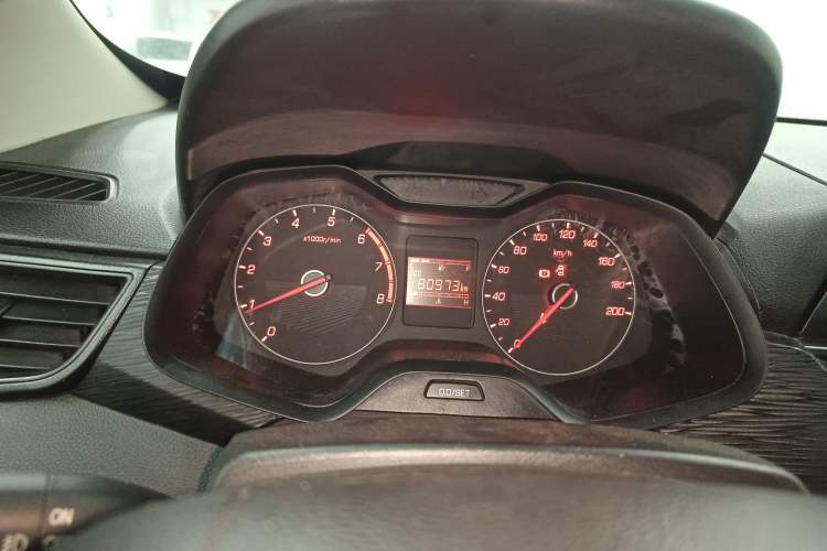 Used Baojun 310 2016 1.2L manual Comfort trim level
