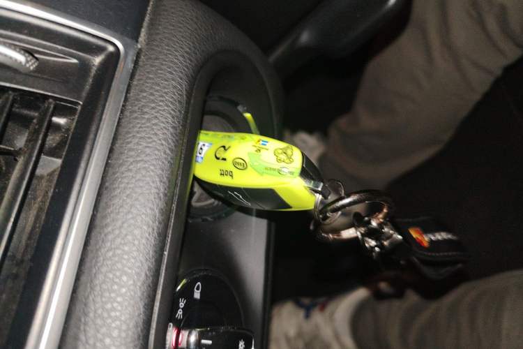 Used Porsche Macan 2016 Macan 2.0T Vehicle Key