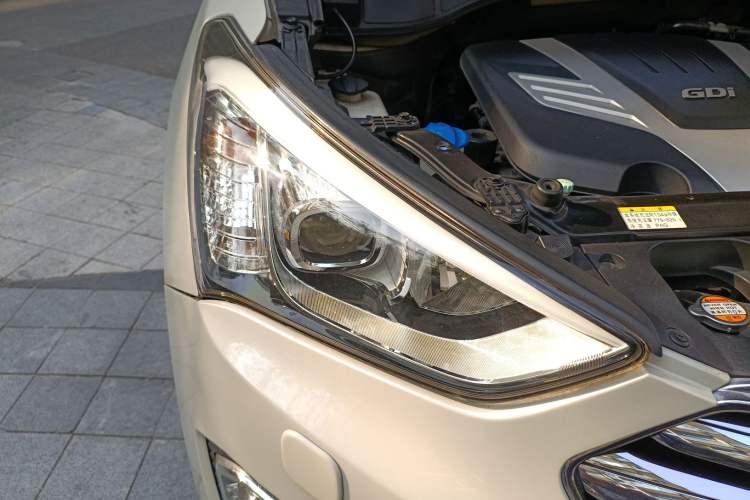 Used Hyundai Grand SantaFe 2013 3.0L 7-Seater 4x4 Flagship Edition