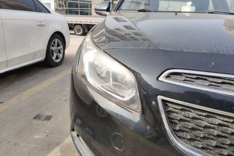 Used Chevrolet Cruze 2015 1.5L Classic SL MT Right Front Headlight