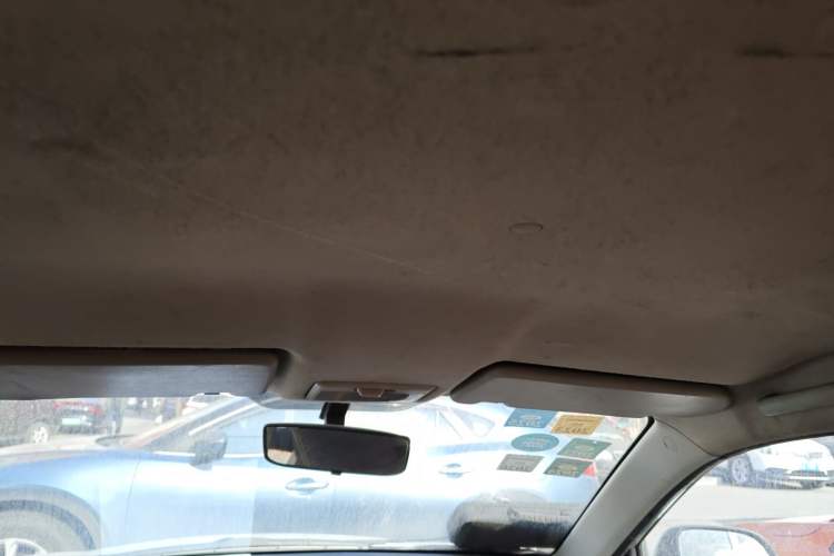 Used CHANGAN Alsvin V3 2012 1.3L Manual Comfort Version China IV Standard
